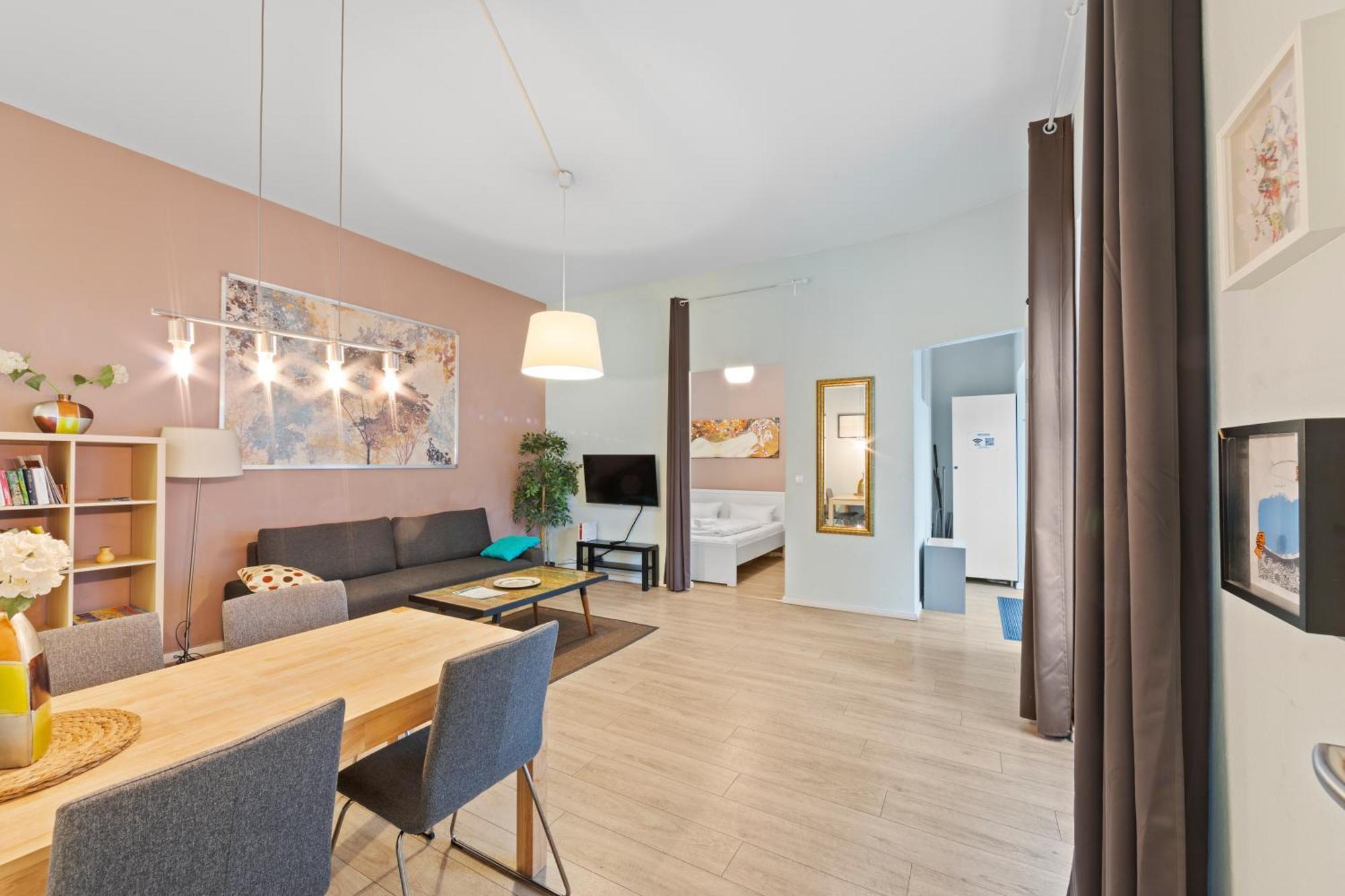 Apartment Uthman Berlin-Neukoelln Esterno foto