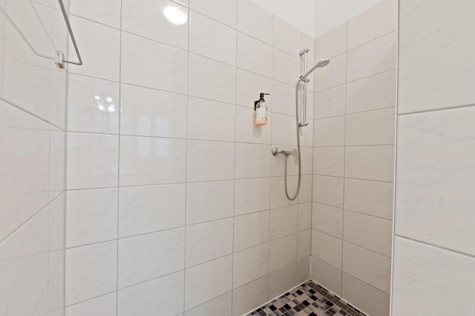Apartment Uthman Berlin-Neukoelln Esterno foto