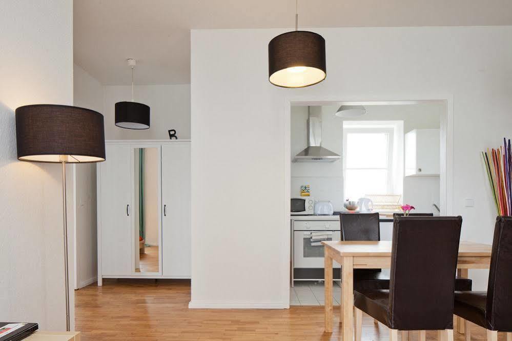 Apartment Uthman Berlin-Neukoelln Esterno foto